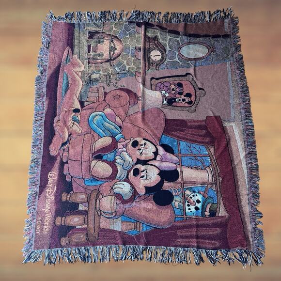 VTG Walt Disney World Tapestry Throw Blanket Mickey Mouse Minnie Pluto Snowman - Picture 2 of 5